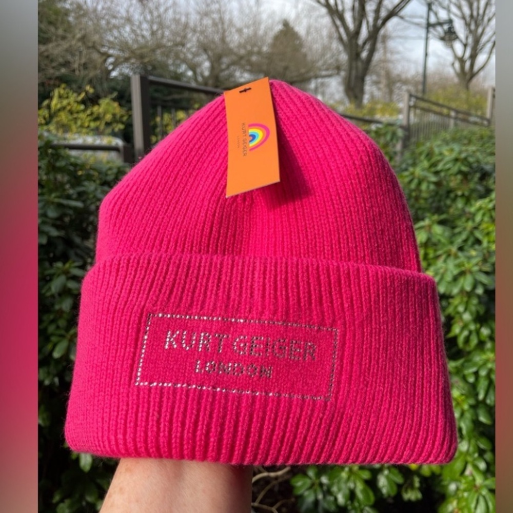 Kurt Geiger Vibrant Pink  Beanie. - Picture 8 of 15